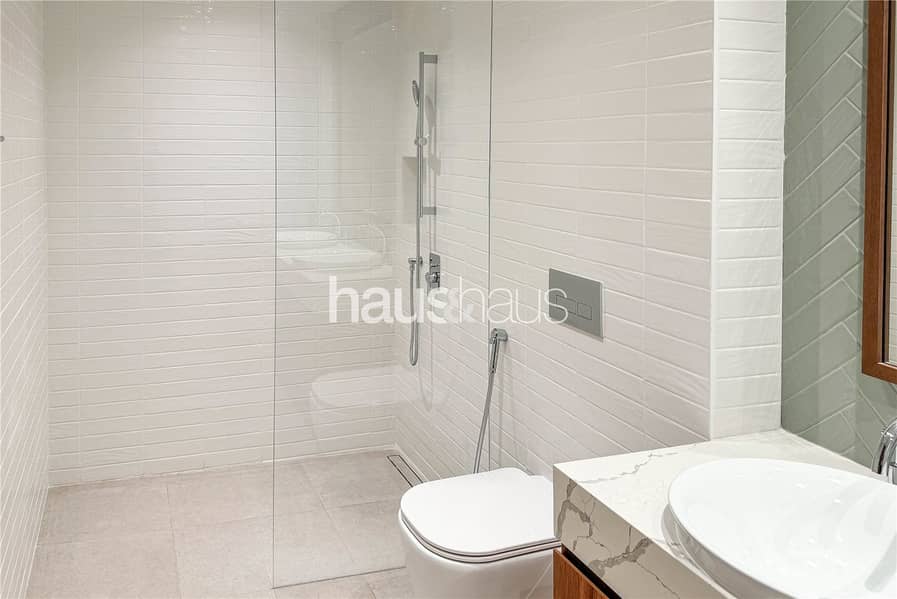 Low Floor | Wide Balcony | Central Park View - Image 12