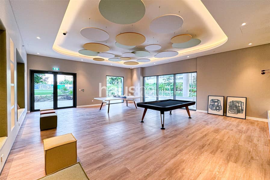 Low Floor | Wide Balcony | Central Park View - Image 15