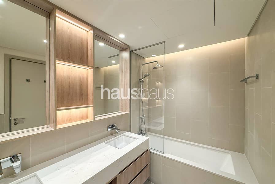 High Floor | Corner Unit | Chiller Free - Image 9