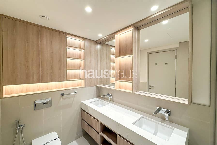 High Floor | Corner Unit | Chiller Free - Image 10