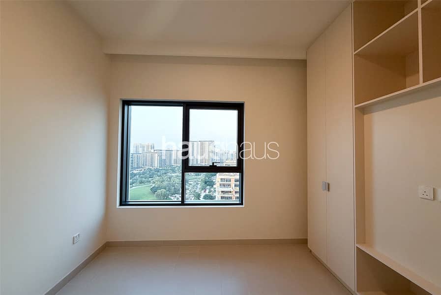 High Floor | Corner Unit | Chiller Free - Image 12