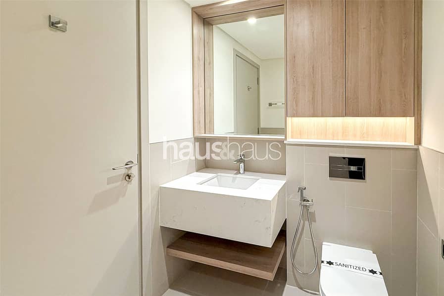 High Floor | Corner Unit | Chiller Free - Image 14