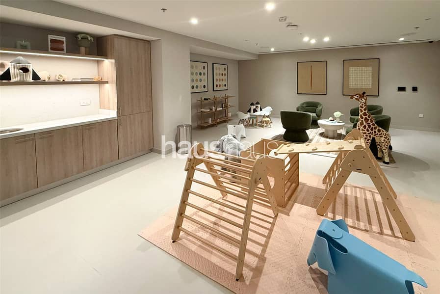 High Floor | Corner Unit | Chiller Free - Image 19