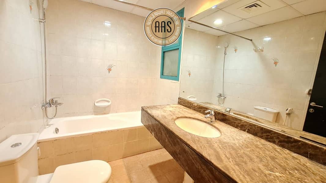 Close To Metro Station Spacious 1Bhk 58k Full Facilities