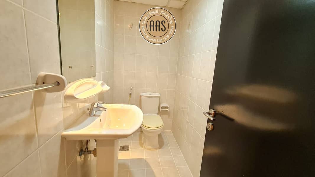 Close To Metro Station Spacious 1Bhk 58k Full Facilities - Image 9