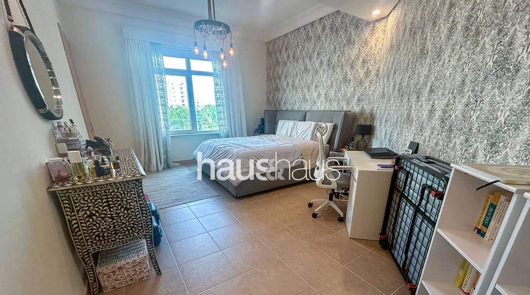 Beach Access | Largest Layout | Vacant on Transfer - Image 6