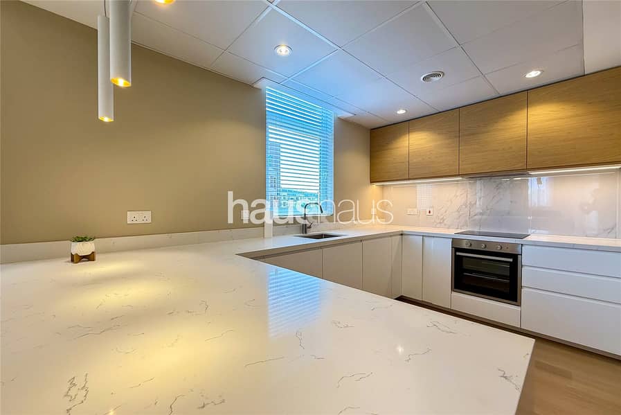 Tenanted | High ROI | Corner Unit | Upgraded - Image 7