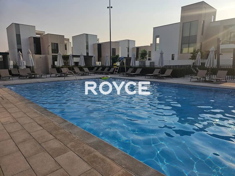 Vacant | Huge 4BR+Maids Villa | Facing Amenities - Image 14