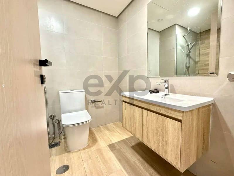 Brand New Kitchen| Loft Style | 1 BR Luxury - Image 9