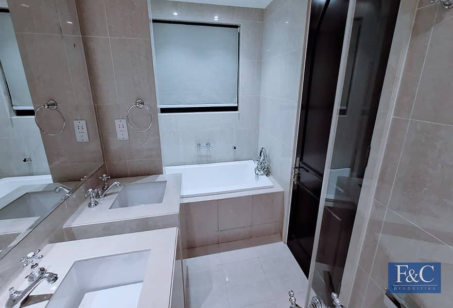 Spacious 2BR | Old Town Charm | Prime Area - Image 9