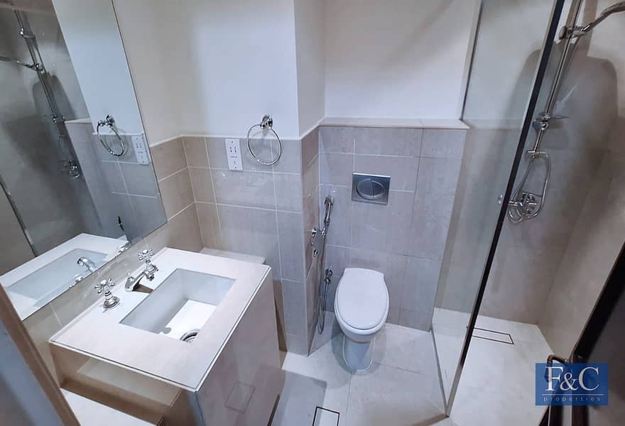 Spacious 2BR | Old Town Charm | Prime Area - Image 18