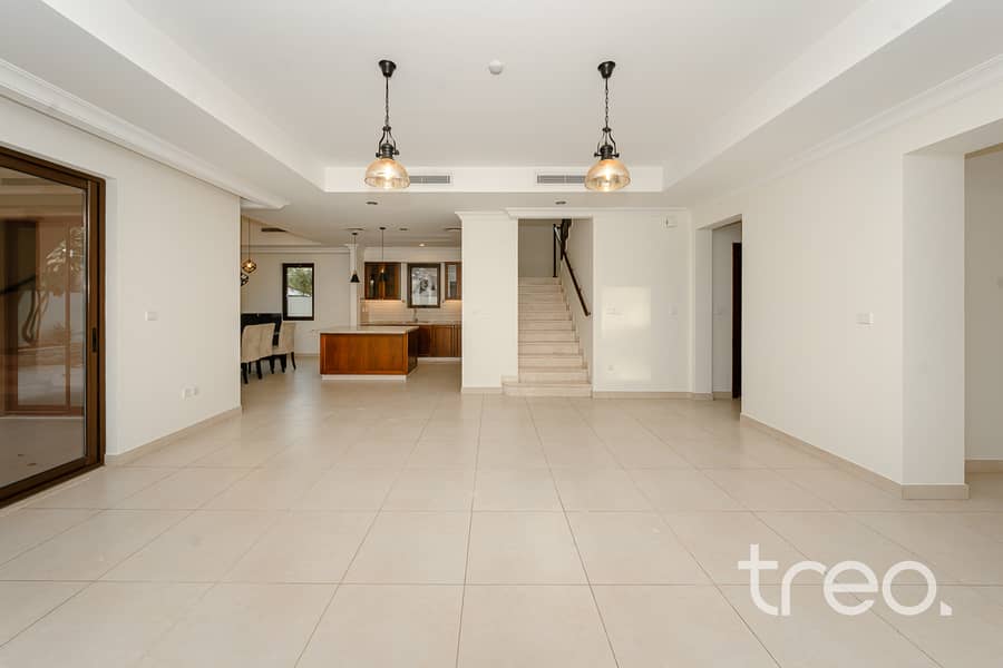 Corner Plot | Near Pool and Park | Vacant now