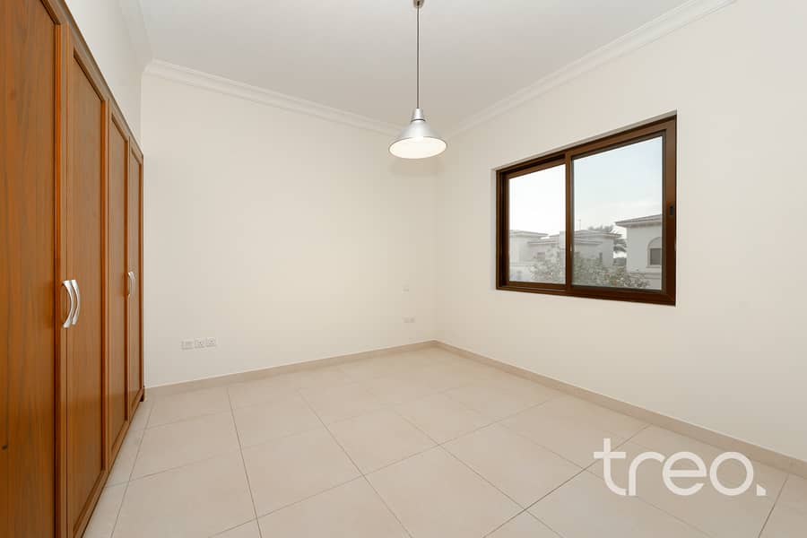 Corner Plot | Near Pool and Park | Vacant now - Image 8