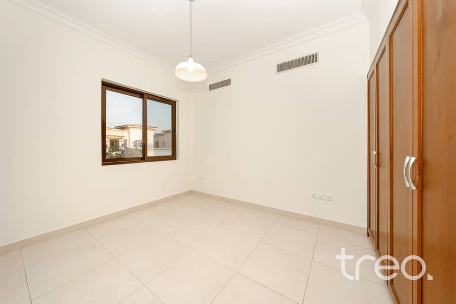 Corner Plot | Near Pool and Park | Vacant now - Image 14