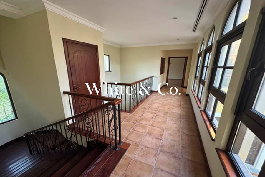 Original Condition |14K Plot| Marbella Villa - Image 11