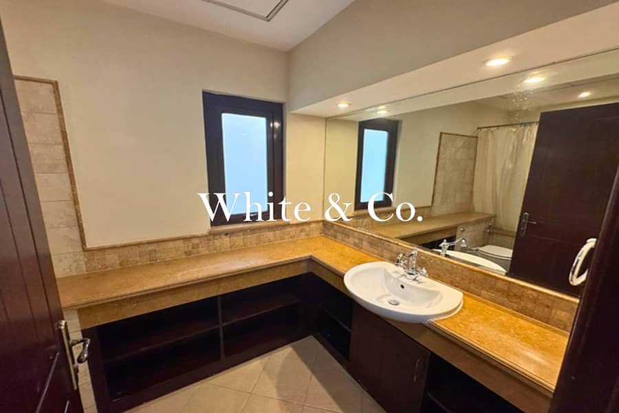 Original Condition |14K Plot| Marbella Villa - Image 19