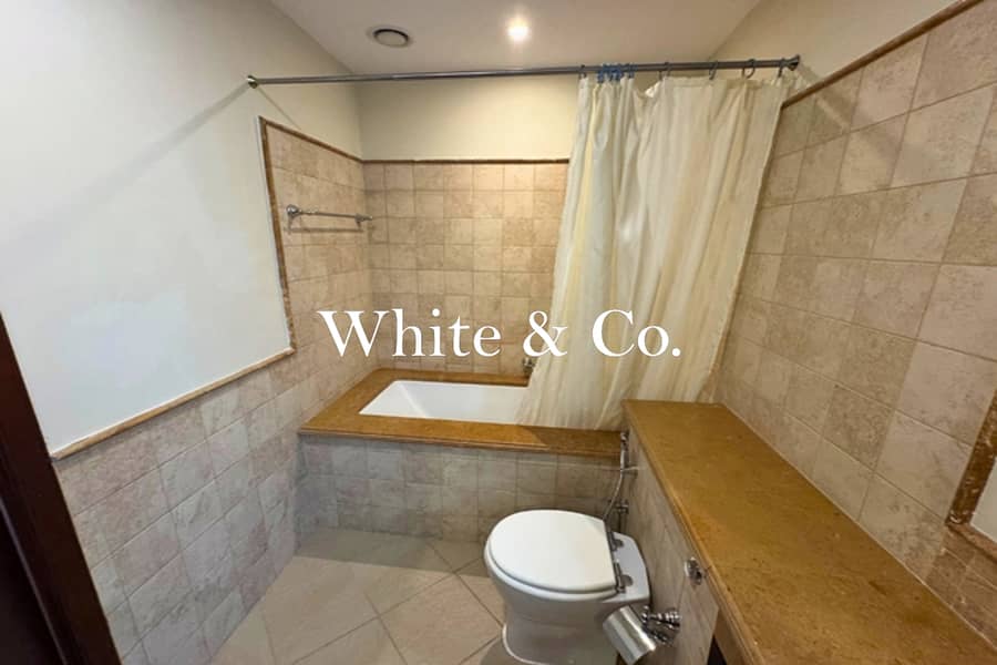 Original Condition |14K Plot| Marbella Villa - Image 22