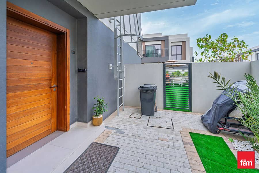 4BR Plus Maids | Larger Layout | Fully Furnished - Image 11