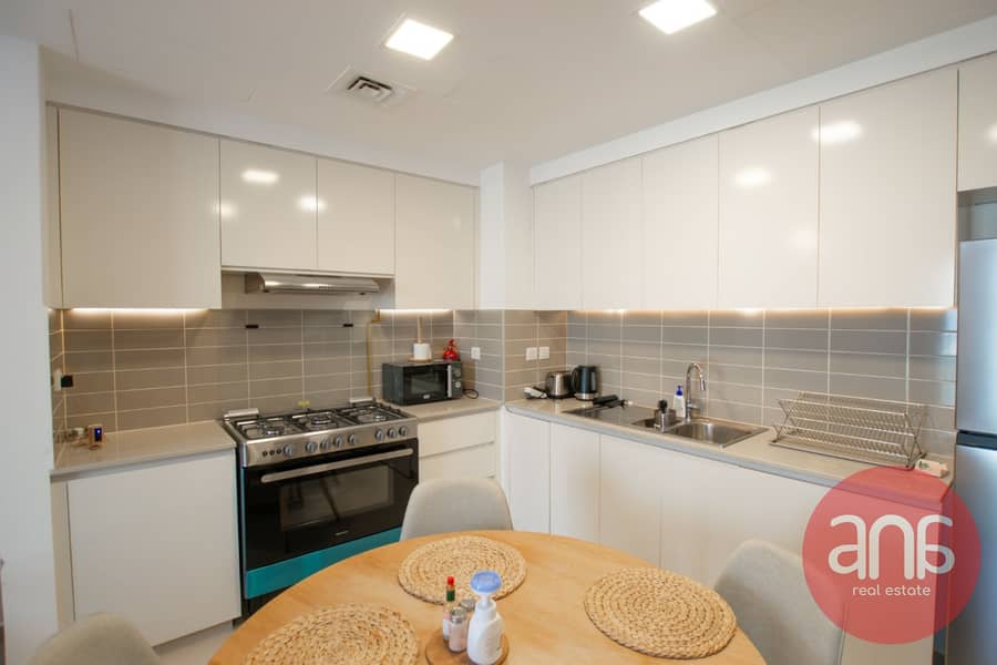 FURNISHED| HIGH FLOOR | VILLA COMMUNITY VIEW - Image 7