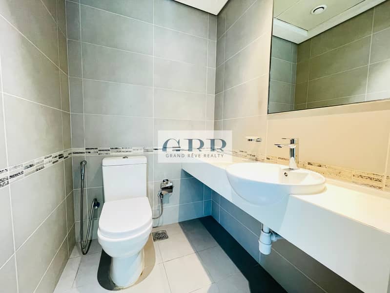 One Bedroom | Spacious Size | Prime Location - Image 6