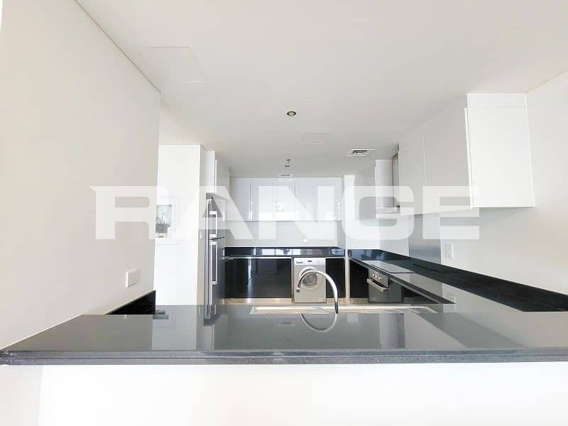 Modern Layout | Skyline View | Move-in Ready - Image 9