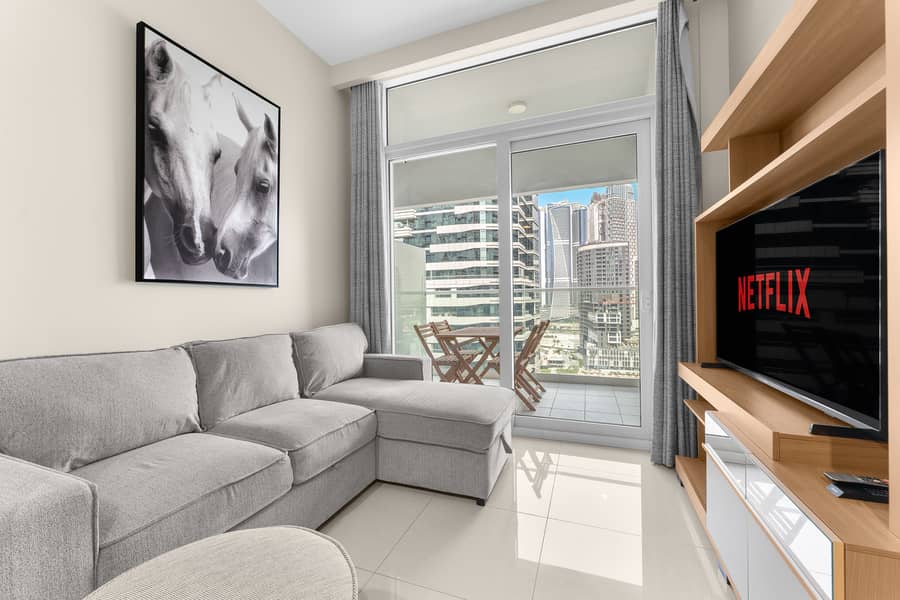 10 Minutes to Downtown Dubai Mall | Bills Included