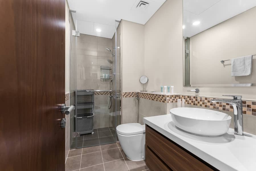 10 Minutes to Downtown Dubai Mall | Bills Included - Image 15