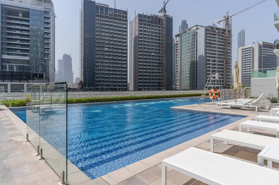 10 Minutes to Downtown Dubai Mall | Bills Included - Image 16