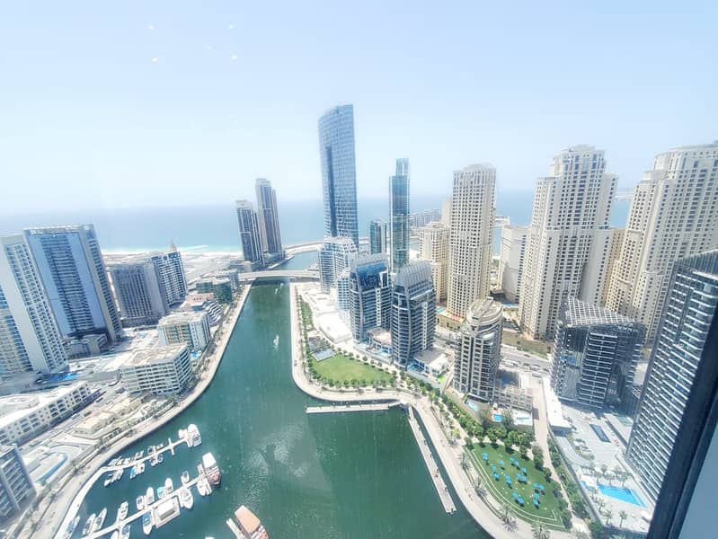 SCENIC VIEWS - STUNNING 3 BEDROOM - FURNISHED - FREE 1 MONTH !