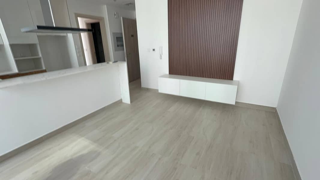 Exclusive | High Floor | Brand New | Multiple Cheq