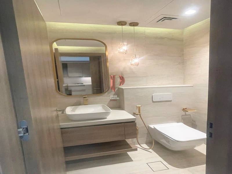 Spacious |Luxurious 2 bed+study | Near Golf Course - Image 13