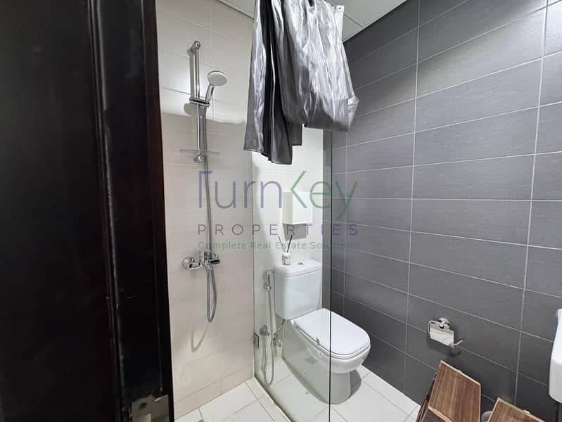 Spacious 3BR | Unfurnished | Vacant - Image 8