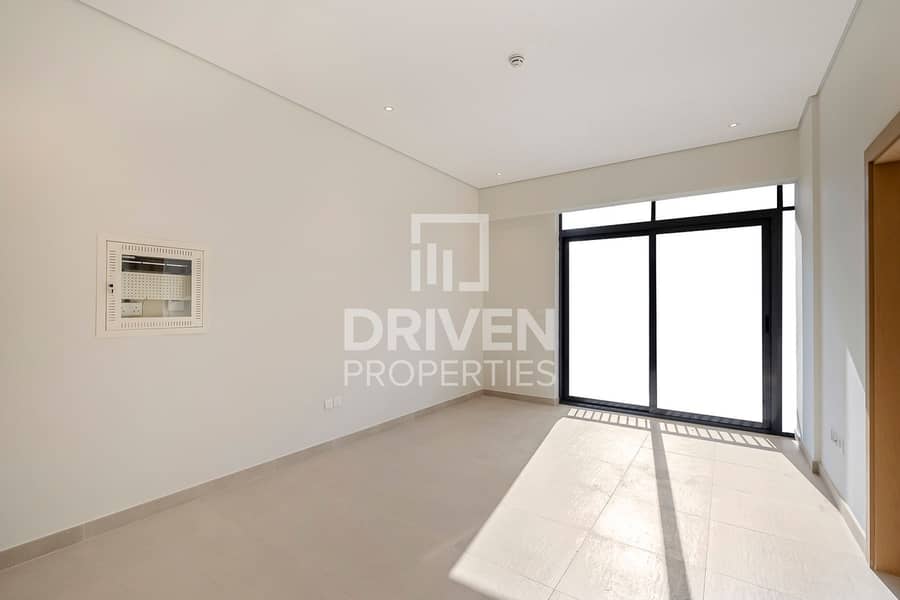 Ready to Move-in | Spacious Layout with Storage