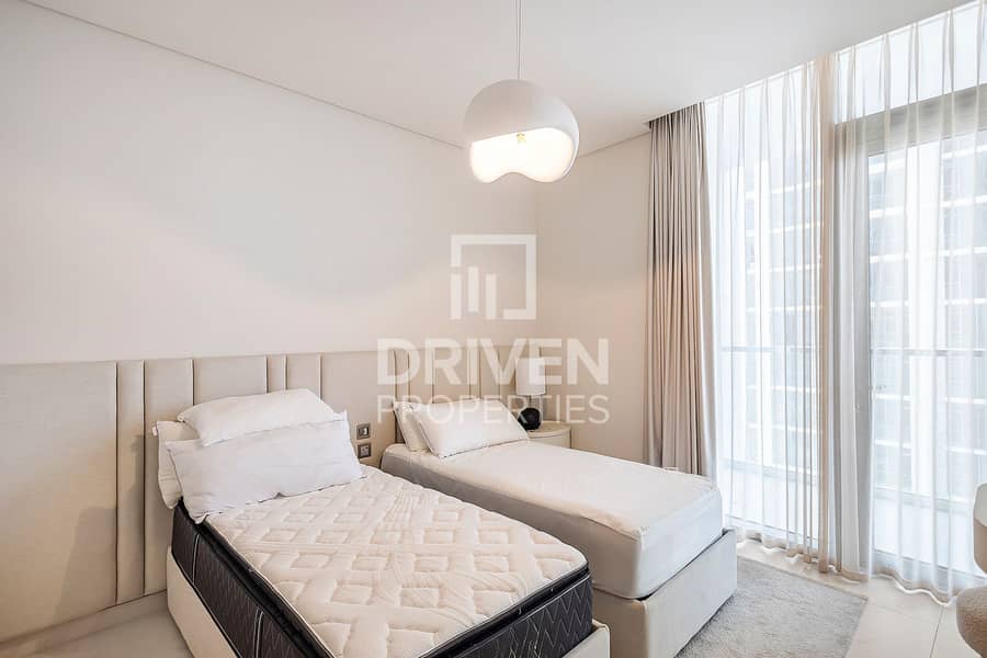 Panoramic View | Elegant Apartment | Unique Layout - Image 10