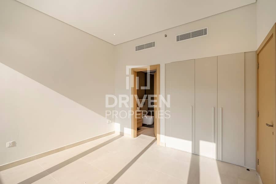 Ready to Move-in | Spacious Layout with Storage - Image 6