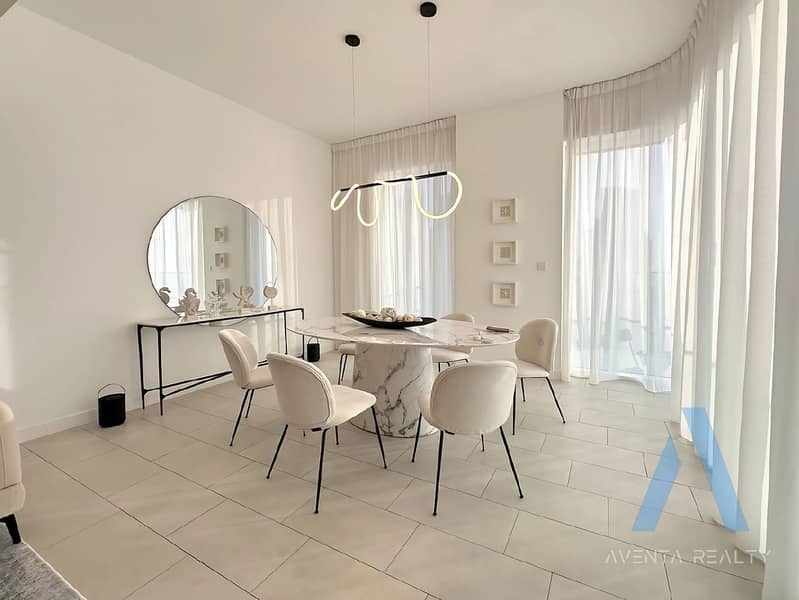 Prime Location | Furnished | Sea Views - Image 9