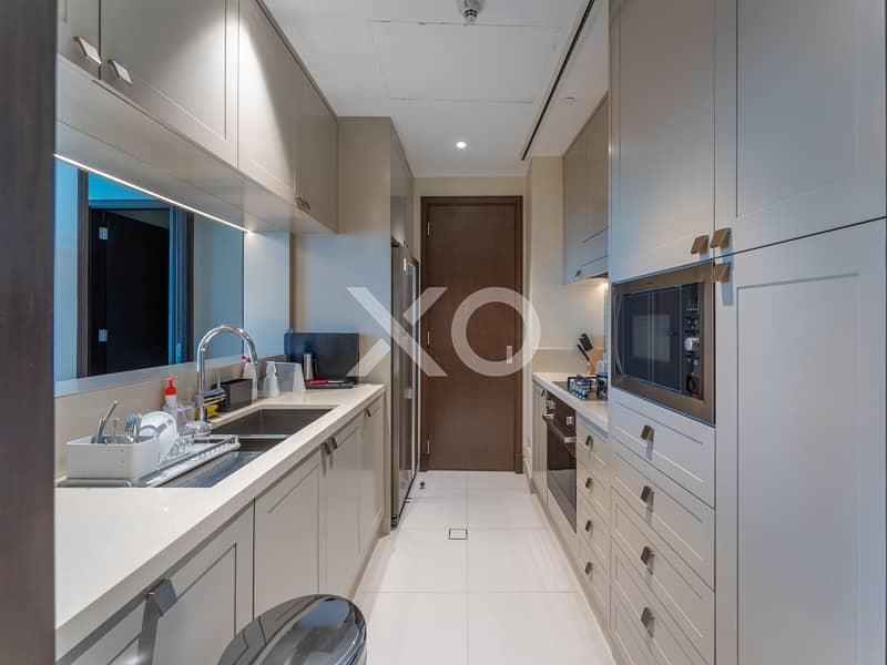 Burj Khalifa and Fountain Views | Vacant