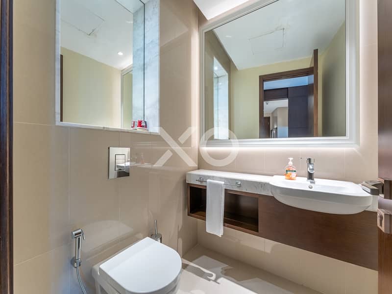 Burj Khalifa and Fountain Views | Vacant - Image 10