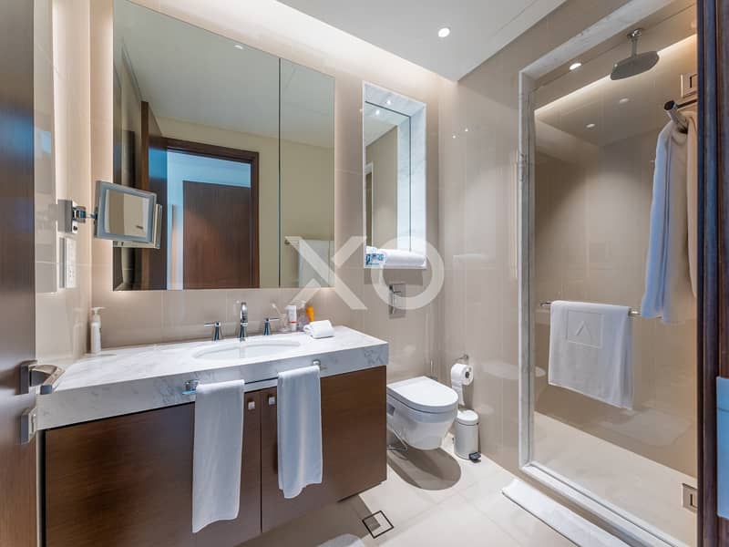 Burj Khalifa and Fountain Views | Vacant - Image 21