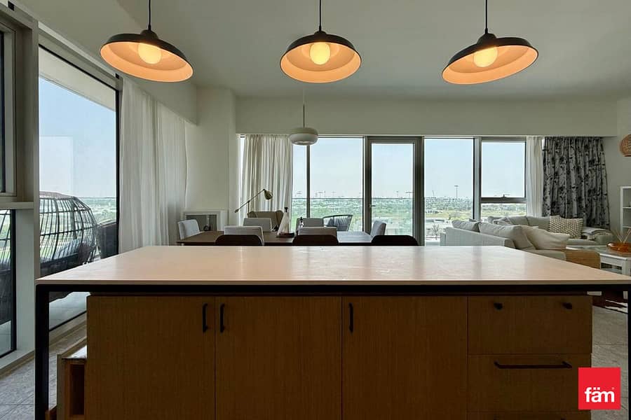 Prime Location | Fully Furnished | Modern - Image 9