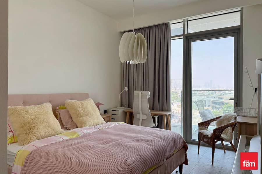 Prime Location | Fully Furnished | Modern - Image 15