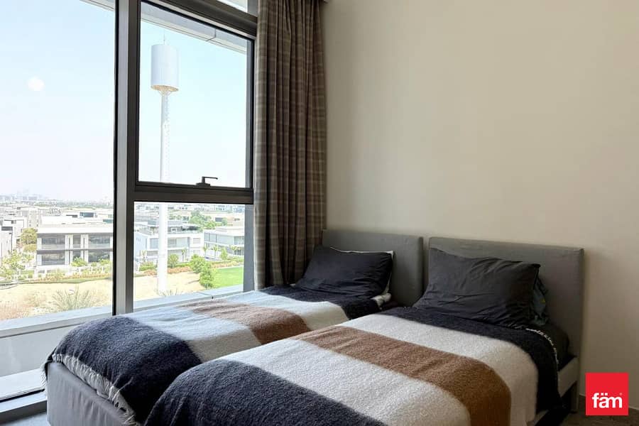 Prime Location | Fully Furnished | Modern - Image 17