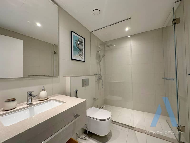 Prime Location | Furnished | Sea Views - Image 24