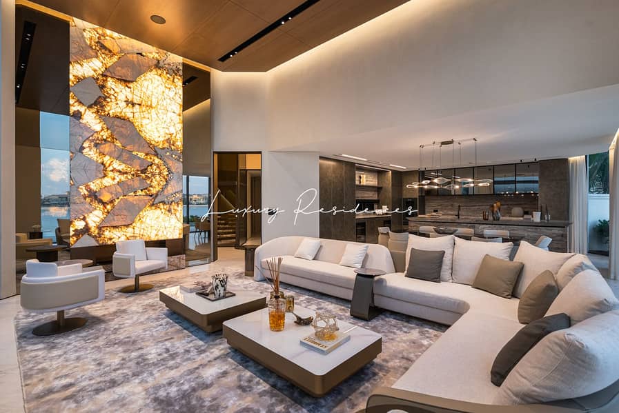 ** Exquisite Brand New Beach Villa Close To Tip **