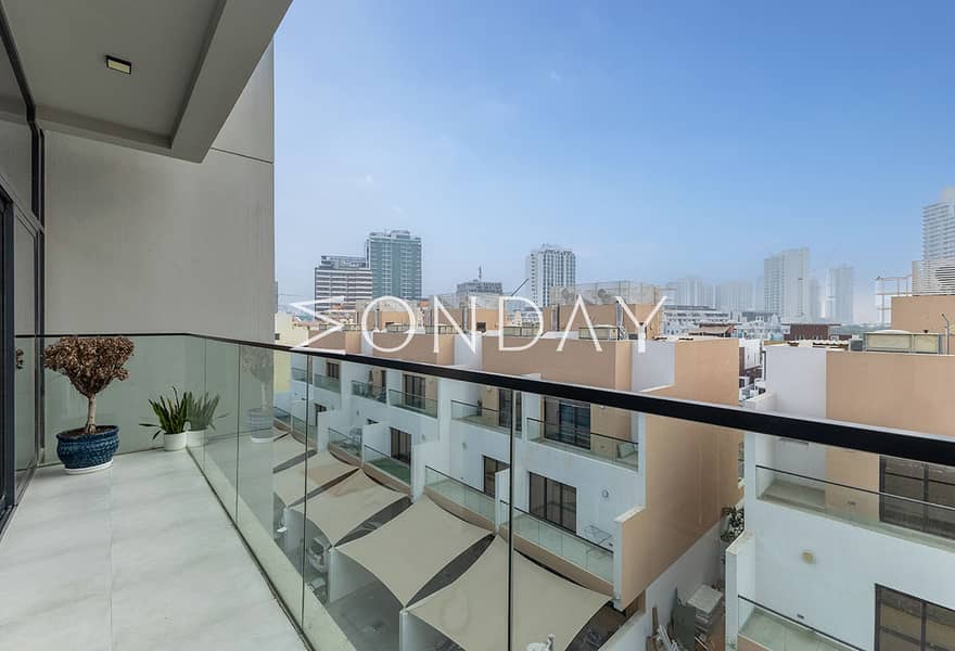 Luxury Amenities | Modern Home | Priced to sell - Image 6