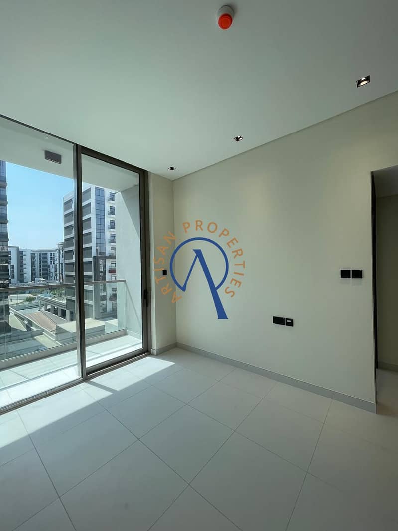 VACANT | MODERN TOUCHES | PRIME CITY LOCATION - Image 12