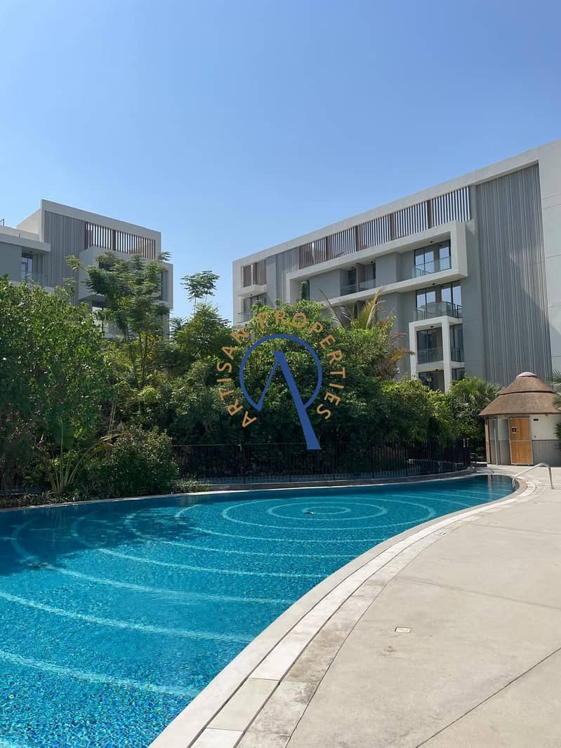 VACANT | MODERN TOUCHES | PRIME CITY LOCATION - Image 19