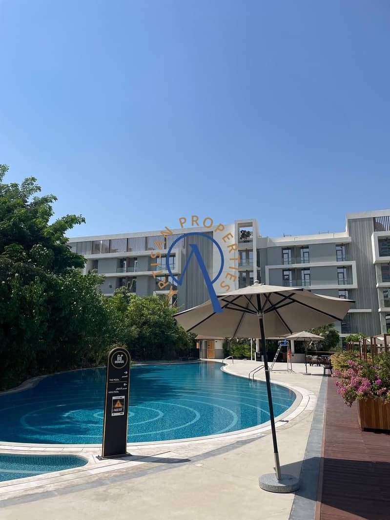 VACANT | MODERN TOUCHES | PRIME CITY LOCATION - Image 22