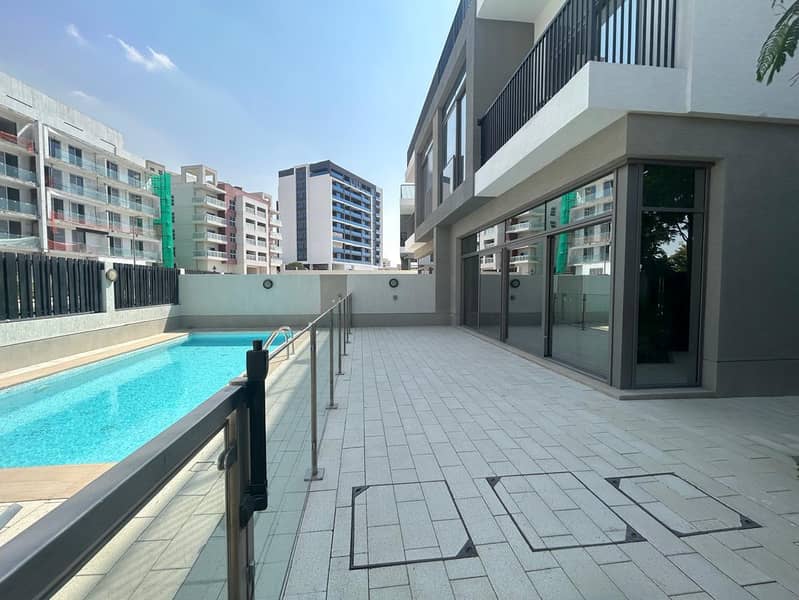 Spacious 5BR + Maid | Private Swimming Pool - Image 43