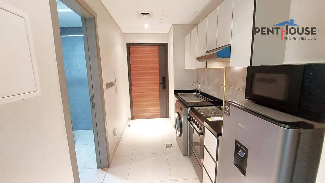 Furnished studio | Creek beach Pool view | Vacant. - Image 14